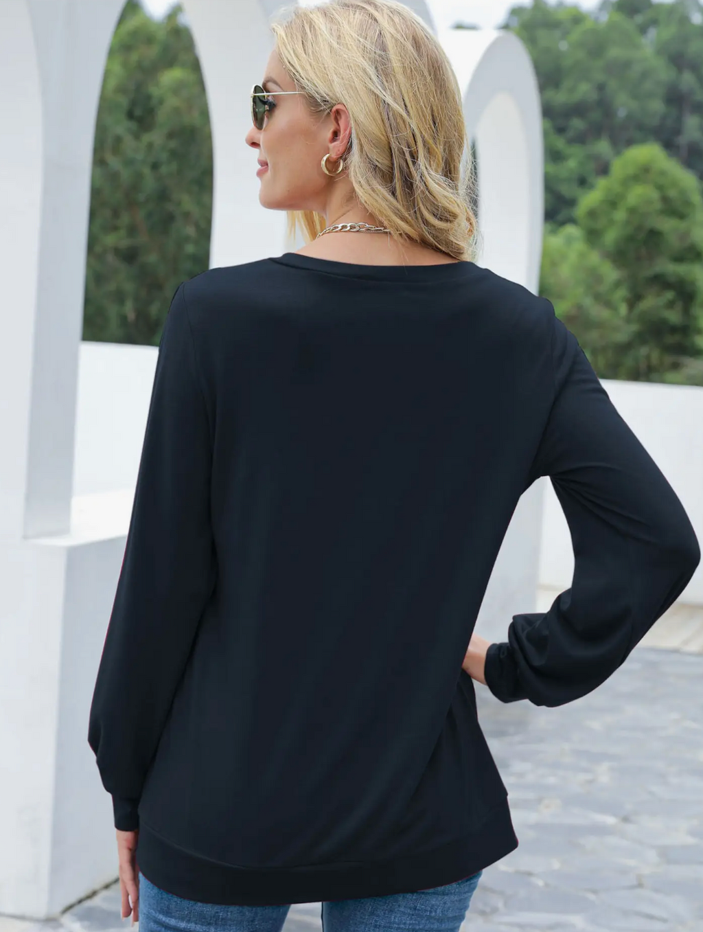 Cut-Out Pullover Top - Bella Rosa Boutique