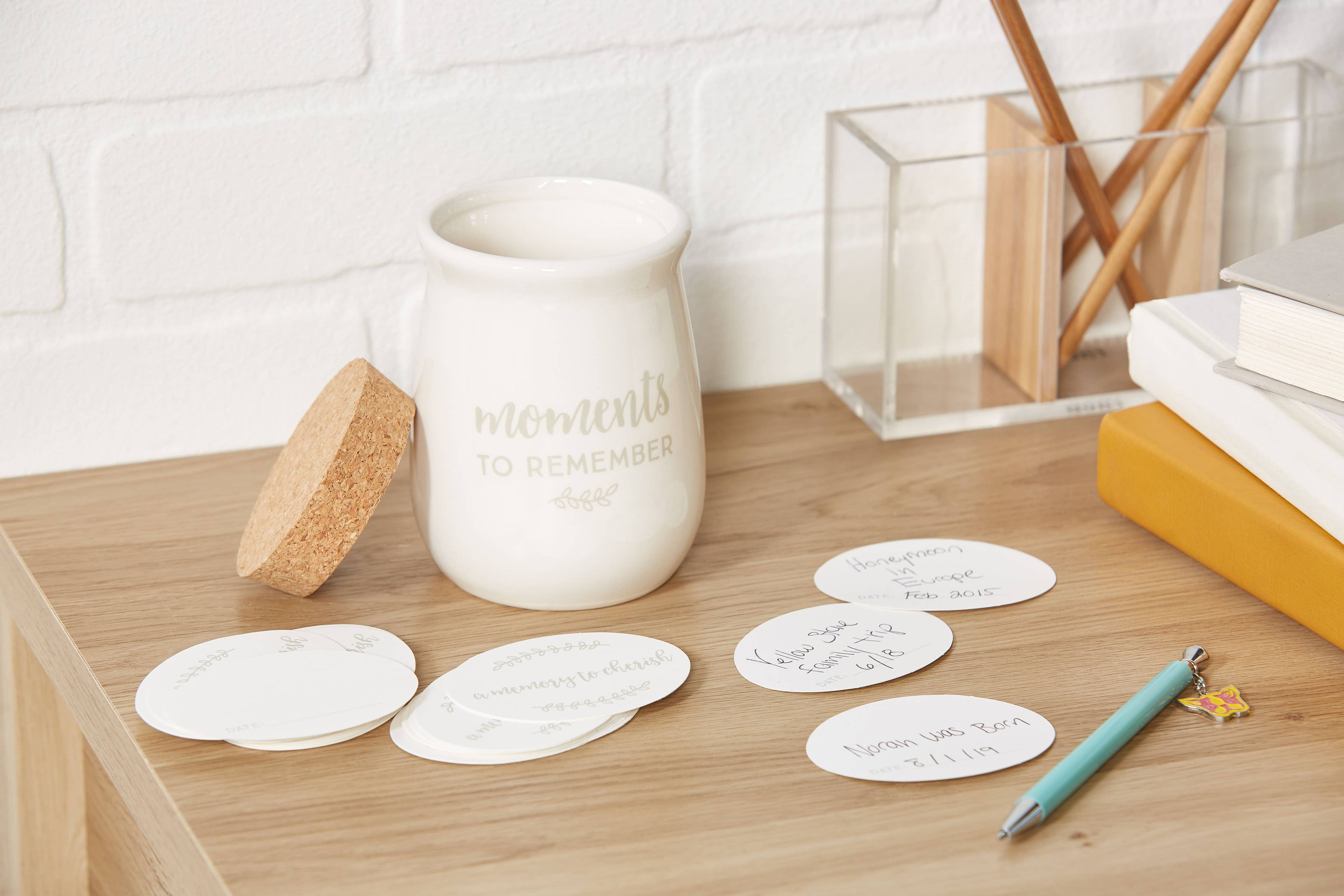 Gratitude Jar Set – Ceramic Jar + 50 Gratitude Cards