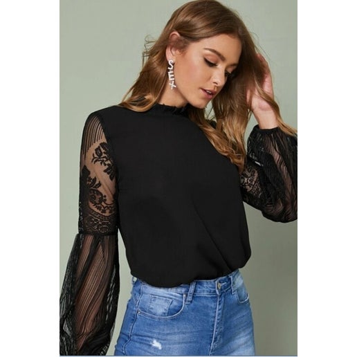 Sweet Lace Long Sleeve Blouse